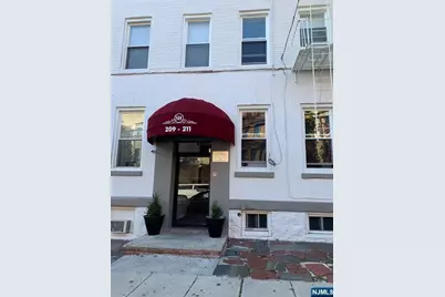 209-211 48th D4 #D4, Union City, NJ 07087 - Photo 1