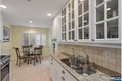 191 Yorktowne Court 191B #191B, Washington Township, NJ 07676 - Photo 23