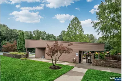 191 Yorktowne Court 191B #191B, Washington Township, NJ 07676 - Photo 43