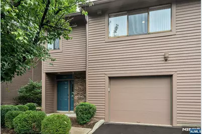 191 Yorktowne Court 191B #191B, Washington Township, NJ 07676 - Photo 3