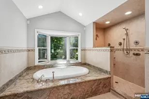 74 Lakeshore Dr, Oakland, NJ 07436 - Photo 35
