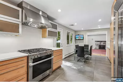 74 Lakeshore Drive, Oakland, NJ 07436 - Photo 17