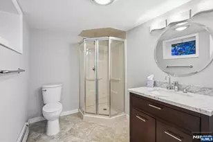 74 Lakeshore Dr, Oakland, NJ 07436 - Photo 37