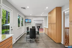 74 Lakeshore Dr, Oakland, NJ 07436 - Photo 13