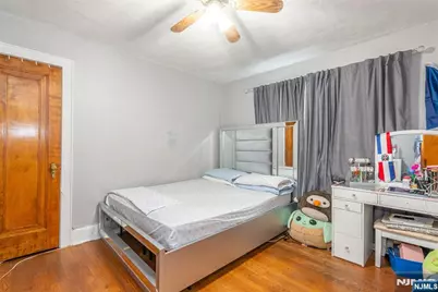 73 Buschmann Avenue, Haledon, NJ 07508 - Photo 11