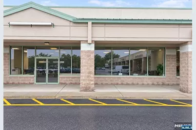 1025 Macarthur Boulevard, Mahwah, NJ 07430 - Photo 1