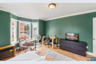44 Vanderbeck Place, Hackensack, NJ 07601 - Photo 21