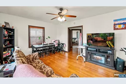 44 Vanderbeck Place, Hackensack, NJ 07601 - Photo 41