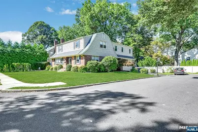 1000 Alpine Drive, Teaneck Township, NJ 07666 - Photo 39