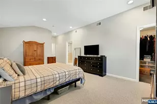 1000 Alpine Dr, Teaneck Township, NJ 07666 - Photo 29