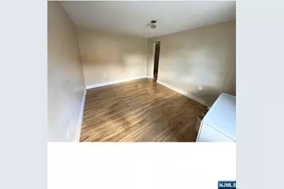 357 River Drive, Garfield, NJ 07026 - Photo 5