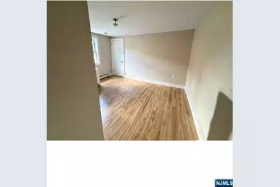 357 River Drive, Garfield, NJ 07026 - Photo 7