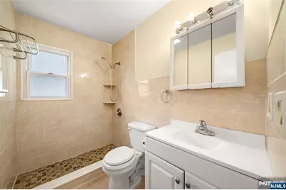 241 Union Avenue, Rutherford, NJ 07070 - Photo 11
