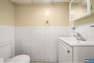 241 Union Avenue, Rutherford, NJ 07070 - Photo 25