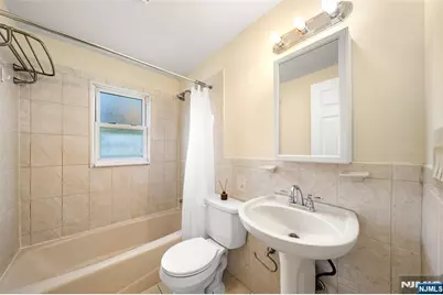 241 Union Avenue, Rutherford, NJ 07070 - Photo 19