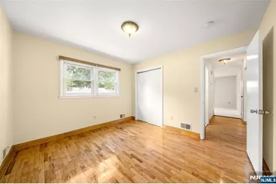 241 Union Avenue, Rutherford, NJ 07070 - Photo 13