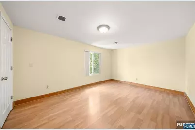241 Union Avenue, Rutherford, NJ 07070 - Photo 15