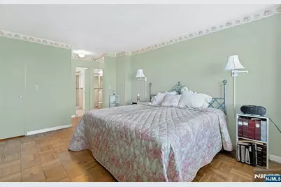 2100 Linwood Avenue 6C #6C, Fort Lee, NJ 07024 - Photo 13