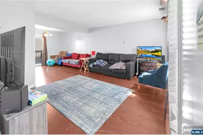 664 Irvington Avenue 6 #6, Maplewood, NJ 07040 - Photo 5