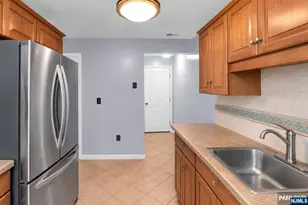 664 Irvington Ave 6, Maplewood, NJ 07040 - Photo 7