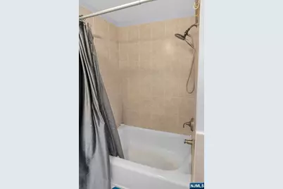 664 Irvington Avenue 6 #6, Maplewood, NJ 07040 - Photo 17