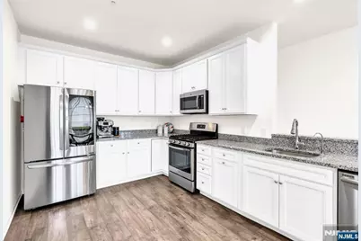 266 Aspen Drive, Cedar Grove, NJ 07009 - Photo 13