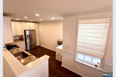 81 Autumn Way 20 #20, Montvale, NJ 07645 - Photo 9