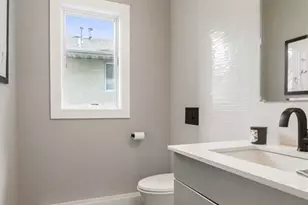 2046 Hoefleys Ln A, Fort Lee, NJ 07024 - Photo 11