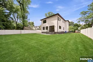 224 Riveredge Rd, Tenafly, NJ 07670 - Photo 35