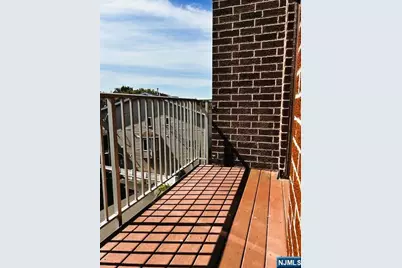 201 12th Street 24 #24, Palisades Park, NJ 07650 - Photo 5