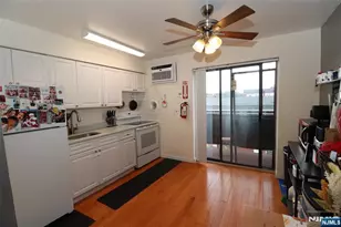 201 12th Street 24, Palisades Park, NJ 07650 - Photo 3