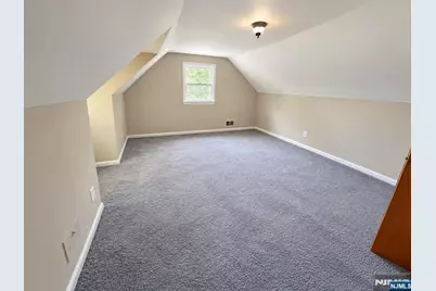 201 Davis Avenue, Hackensack, NJ 07601 - Photo 11