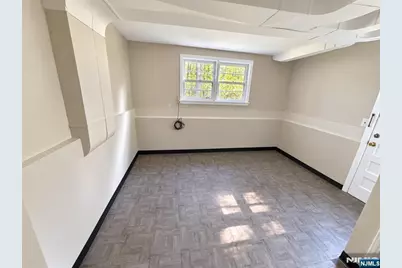 201 Davis Avenue, Hackensack, NJ 07601 - Photo 13
