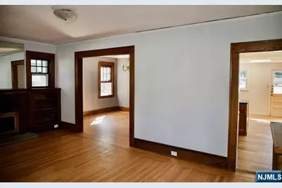 440 Palmer Avenue, Teaneck Township, NJ 07666 - Photo 3