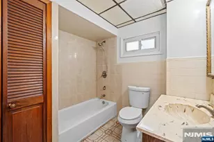 1306 7th St, North Bergen, NJ 07047 - Photo 15
