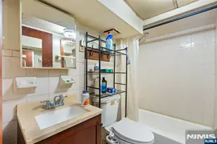 1306 7th St, North Bergen, NJ 07047 - Photo 41