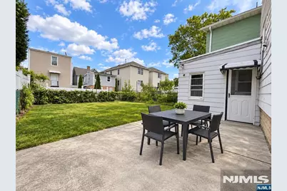 212 John Street, Harrison, NJ 07029 - Photo 23