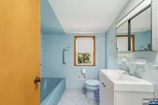 454 Lasalle Ave, Hasbrouck Heights, NJ 07604 - Photo 19
