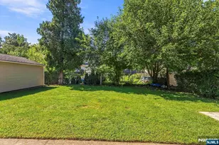 454 Lasalle Ave, Hasbrouck Heights, NJ 07604 - Photo 27