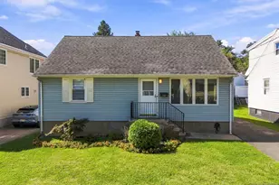 454 Lasalle Ave, Hasbrouck Heights, NJ 07604 - Photo 3