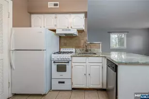 2 Alta Ct 1, Vernon, NJ 07462 - Photo 7