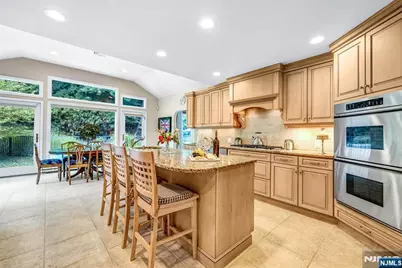 9 Pinehill Drive, Upper Saddle River, NJ 07458 - Photo 7