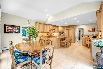 9 Pinehill Drive, Upper Saddle River, NJ 07458 - Photo 11