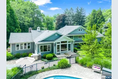 9 Pinehill Drive, Upper Saddle River, NJ 07458 - Photo 3
