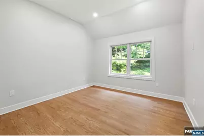 613 Hillcrest Road, Ridgewood, NJ 07450 - Photo 17