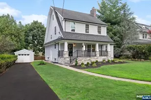 613 Hillcrest Rd, Ridgewood, NJ 07450 - Photo 1