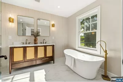 613 Hillcrest Road, Ridgewood, NJ 07450 - Photo 15