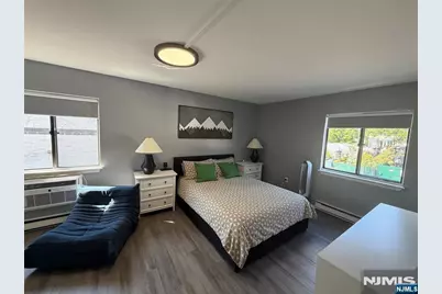 293-307 Main Street 2 #2, Belleville, NJ 07109 - Photo 3