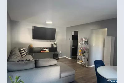 293-307 Main Street 2 #2, Belleville, NJ 07109 - Photo 7