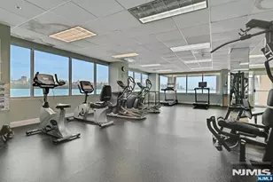 333 The Promenade, Edgewater, NJ 07020 - Photo 19
